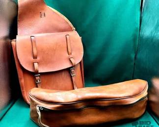 403  Vintage western leather saddle bags and vintage cantle bag 
