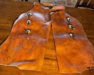 107  Vintage smooth leather batwing chaps 