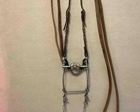 459 Leather and rawhide bridle with Quick bit