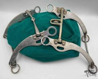 366 2 Vintage Quick bits 2 different mouthpieces