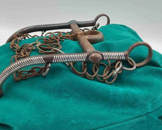 302  Vintage mexican made bit with silver inlay 