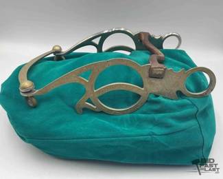 237  Unique engraved show bit 