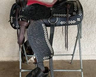 132  Tex Tan The American black western show saddle with matching breast collar 