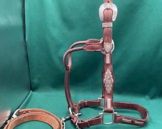 431  Vintage sterling silver engraved show halter with lead 