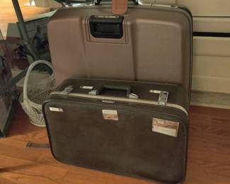 suitcase 