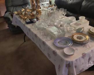 snack sets and cups 