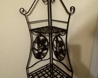3 Tiered Corner Rack