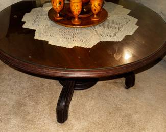 Gorgeous Antique Oval ParlorTable