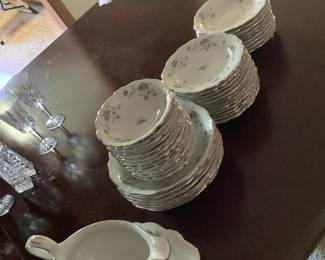 Haviland blue garland