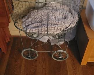 Wire Landry basket