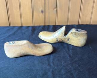 vintage wooden shoe lasts 