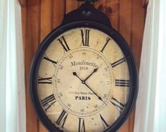 Vintage Style Double-sided Wall Clock 