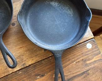 Griswold Cast Iron Skillet 