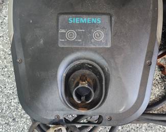 Siemens VersiCharge EV charging station