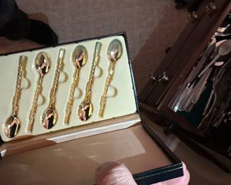 58Oct 26 2025 06 17pmUdUJ