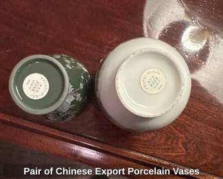 Pair of Chinese Export Porcelain Vases