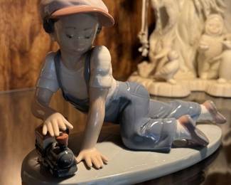 Lladro Porcelain Figurines Collections