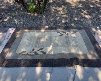 Rug $10