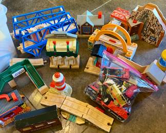 Thomas and Friends wooden railway set with tracks and cars