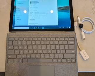 Microsoft Surface Pro (5th Gen, 2017)
Intel Core i5-7300U
8GB RAM
128GB SSD
13.5" Touch
Includes keyboard (Type Cover)
Windows 10 Pro fully reset