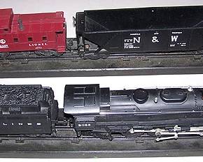 Lionel train w / 2055 engine
