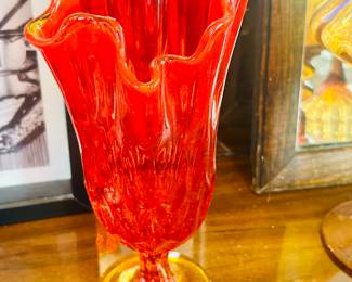 Mid Century Amberina Swung Thumbprint Vase