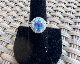 #8  Platinum L/R- 2.54 cts Sapphire, 0.91 cts Dias - 7.1g