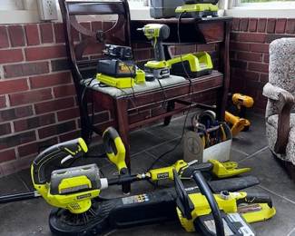 Many tools in excellent condition!