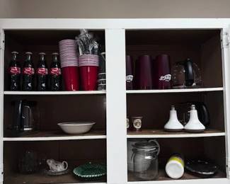 Collectors' and other glass items