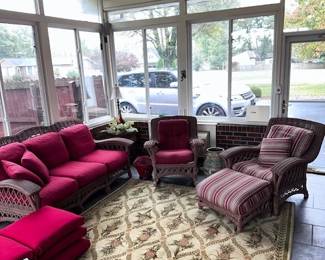 Beautiful wicker patio set