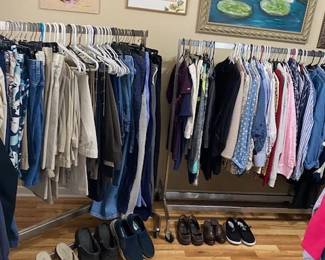 Men's clothing sizes large, 38-42