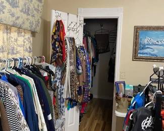 Ladies clothes size large to 3xl