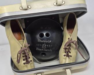 160 VintageCompletePackageBowlingBallShoesAMFCase