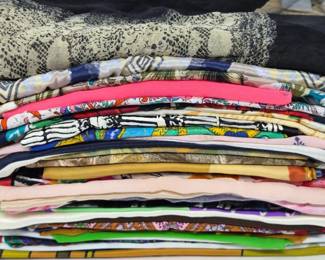 162 SilkScarvesMoreVeraOscardelaRentaLizClaiborneOthers