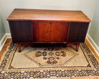 wood chest, rug