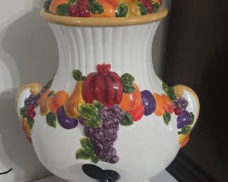 Dispensary for lemonade