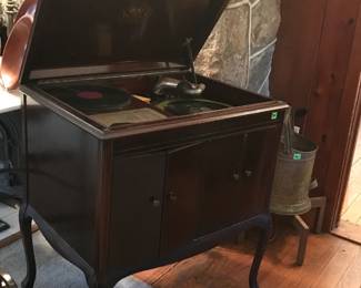 Victrola with records included