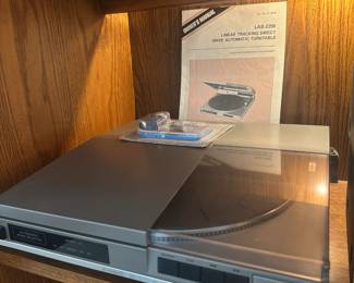 LAB 2200 Auto turntable