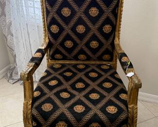 Lion head print arm chair