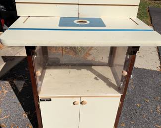 Router table, heavy duty