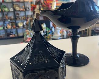 BLACK AMETHYST GLASS