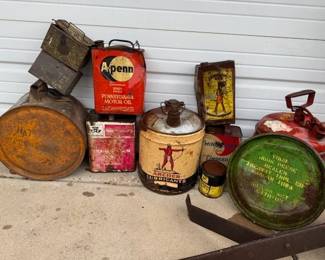 Nice oil cans / tins. Advertising. Archer. John Deere. Apenn oil can with spout and cap. 