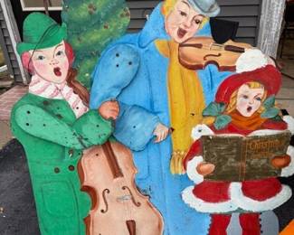 Arms move. Slight damage. 