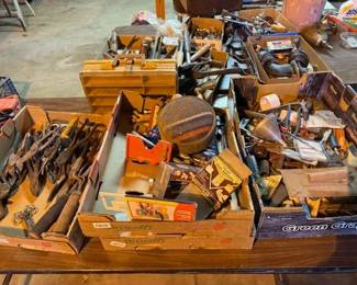 Miscellaneous tools. Hardware. 