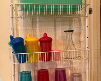 Plasticware & Tupperware