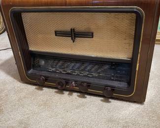 vintage radio