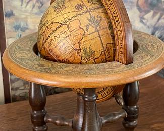 small desk top globe