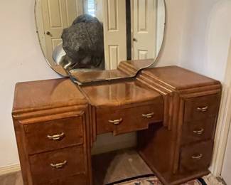 art deco dressing table
