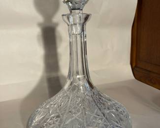 Crystal decanter