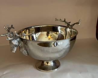 Bowl with antler handles